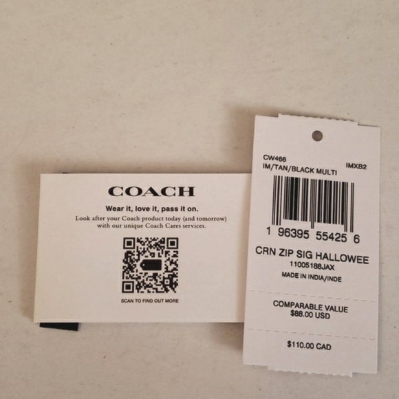 COACH HALLOWEEN WRISTLET - Picture 9 of 9